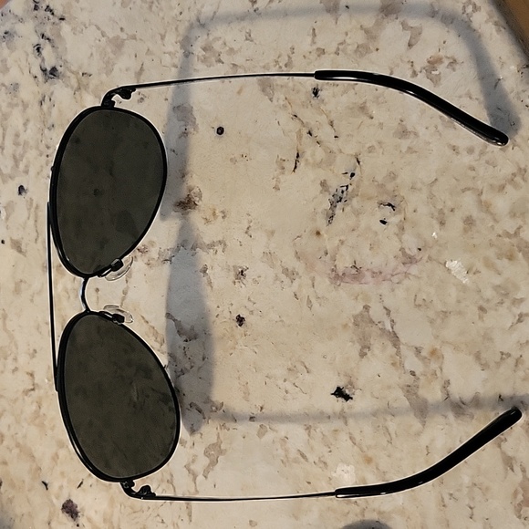 Michael Kors MK5016 Pilot Sunglasses for Men for Women, black color. - Picture 9 of 10